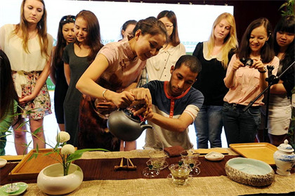 北京普洱茶回收联系方式电话号码